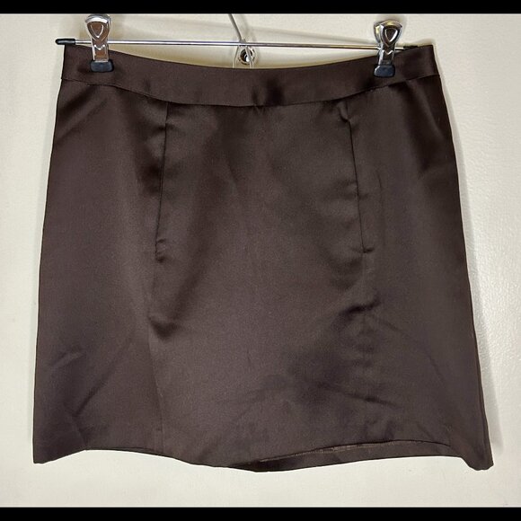 BCBGMAXAZRIA Chocolate Brown Satiny Mini Skirt Size 6 - Picture 1 of 7